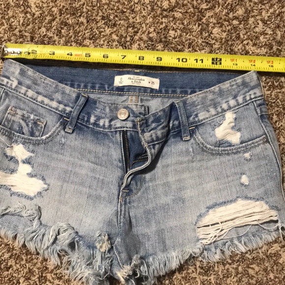 Abercrombie shorts - Picture 4 of 8